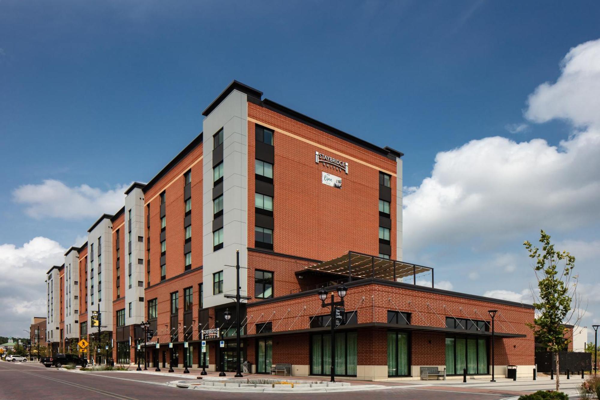 Staybridge Suites - Iowa City - Coralville By Ihg מראה חיצוני תמונה